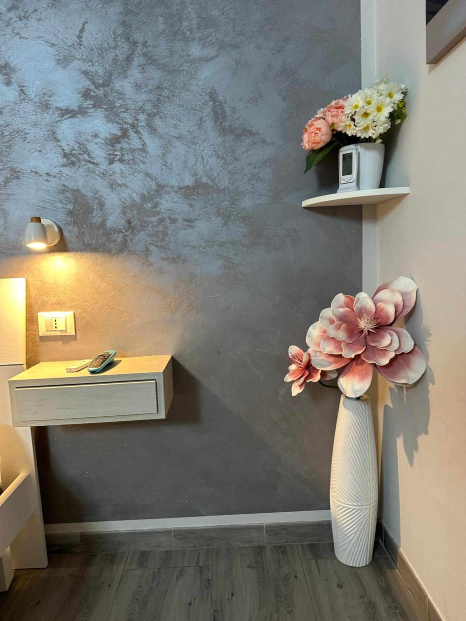 Locazione Turistica Girasole Bed & Breakfast Verona Ngoại thất bức ảnh